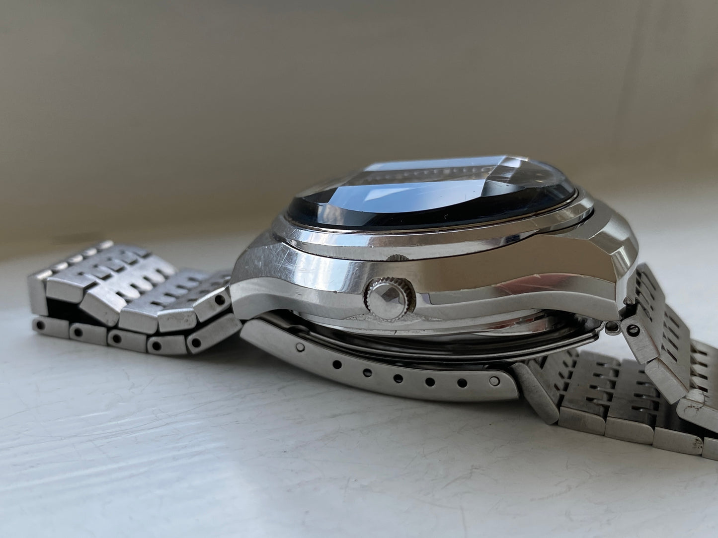 Seiko Quartz 3803-7060