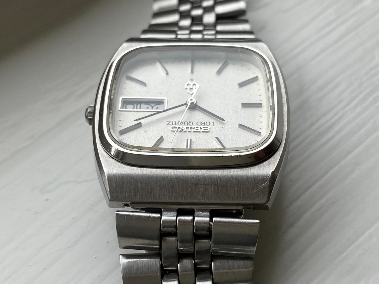 Seiko Lord Quartz 8242-5000