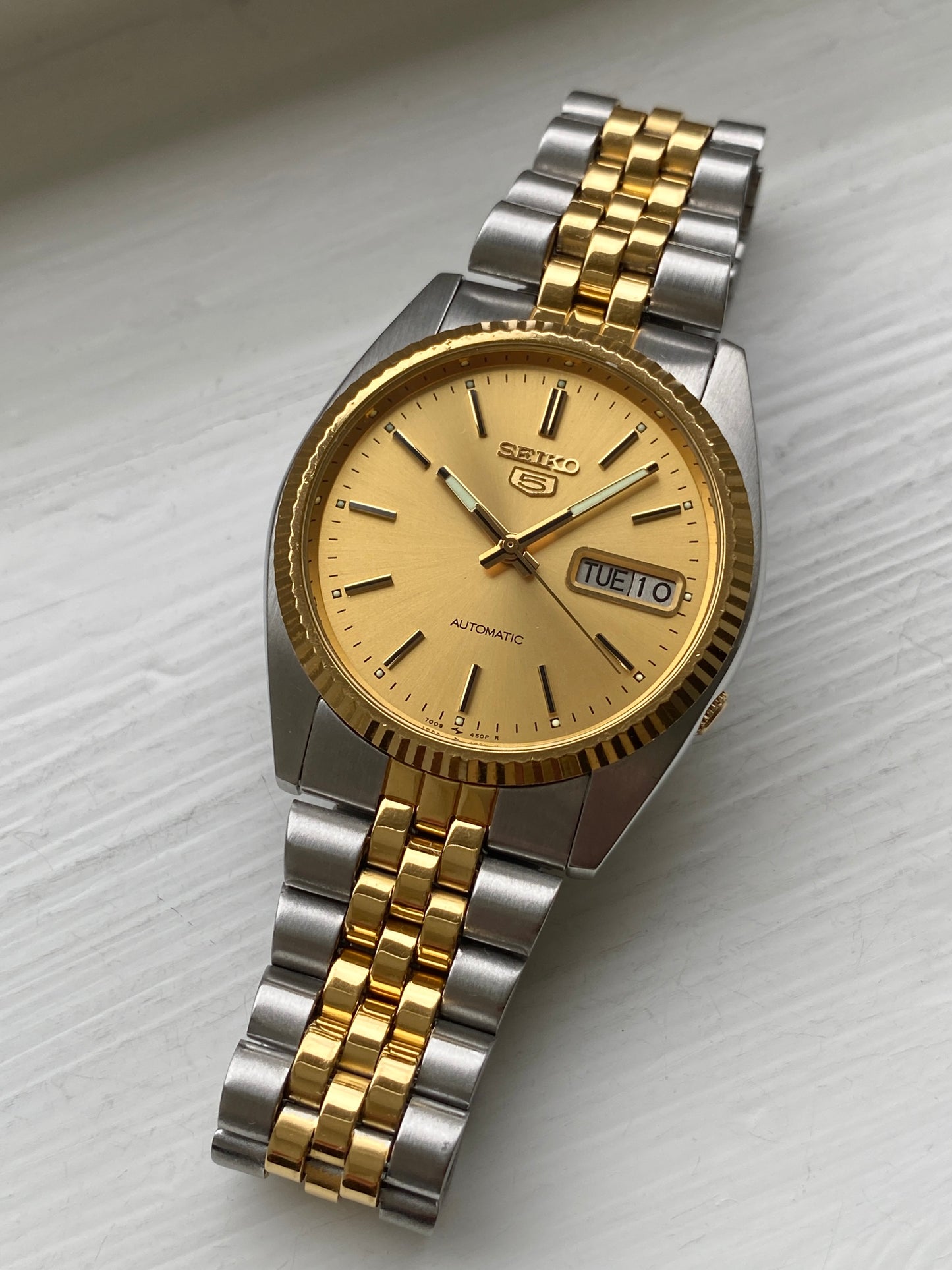Seiko SNXJ92 7009-3110