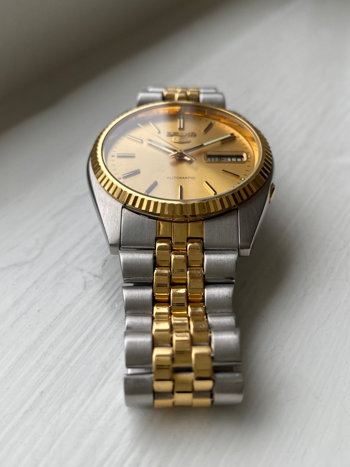 Seiko SNXJ92 7009-3110