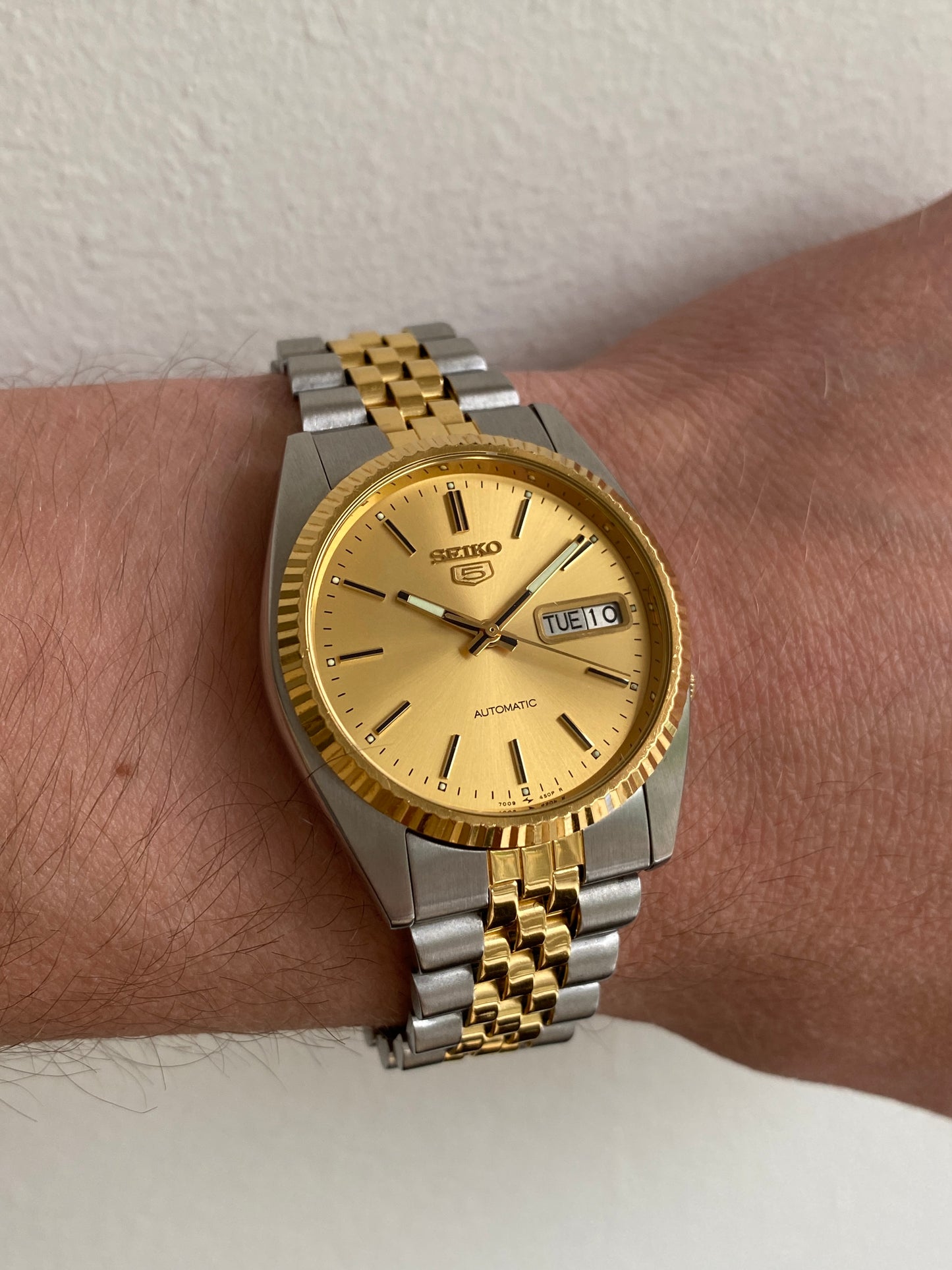 Seiko SNXJ92 7009-3110