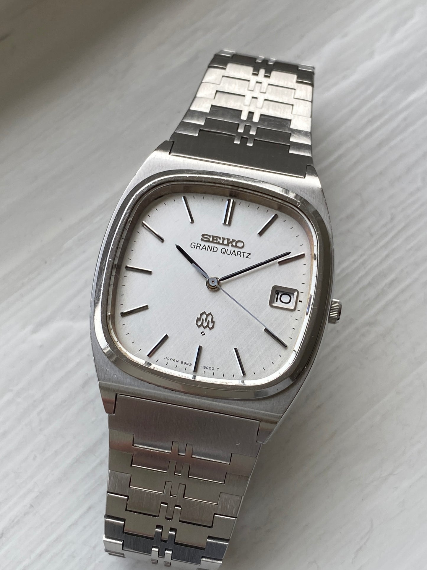 Seiko GQ 9942-5000