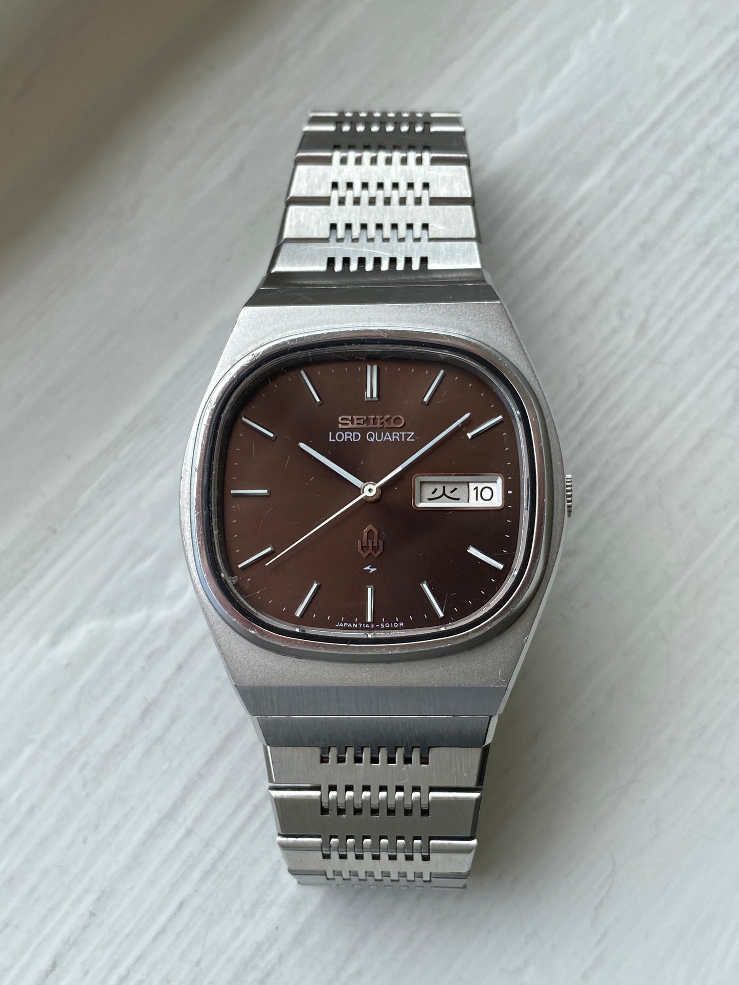 Seiko LQ 7143-5010