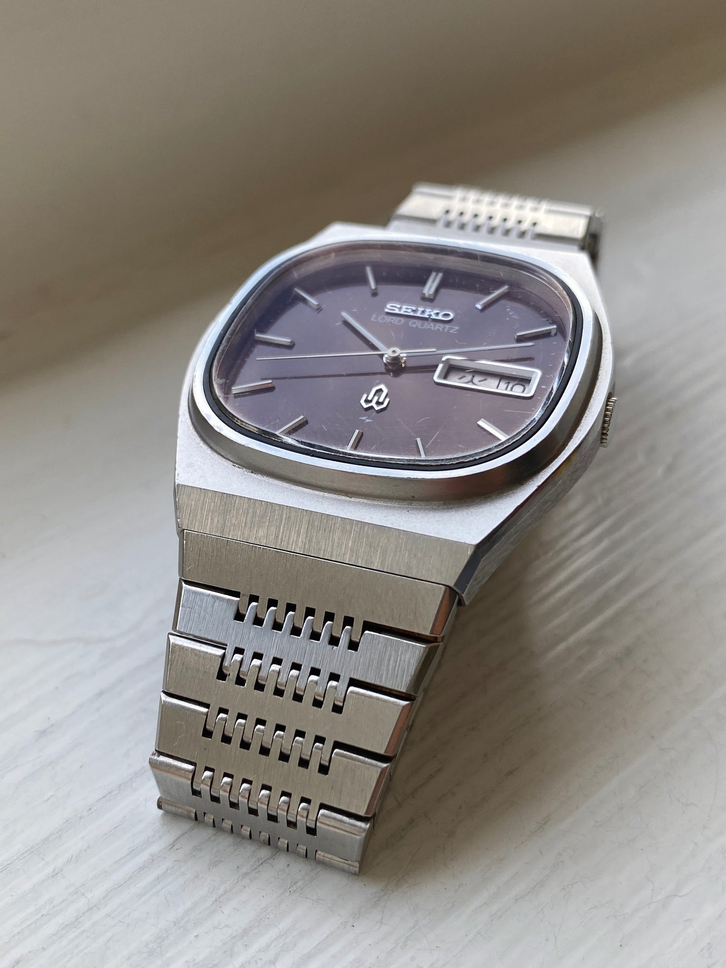 Seiko LQ 7143-5010