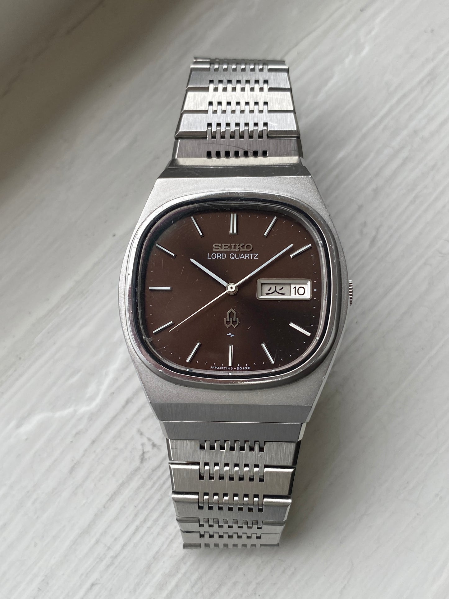 Seiko LQ 7143-5010