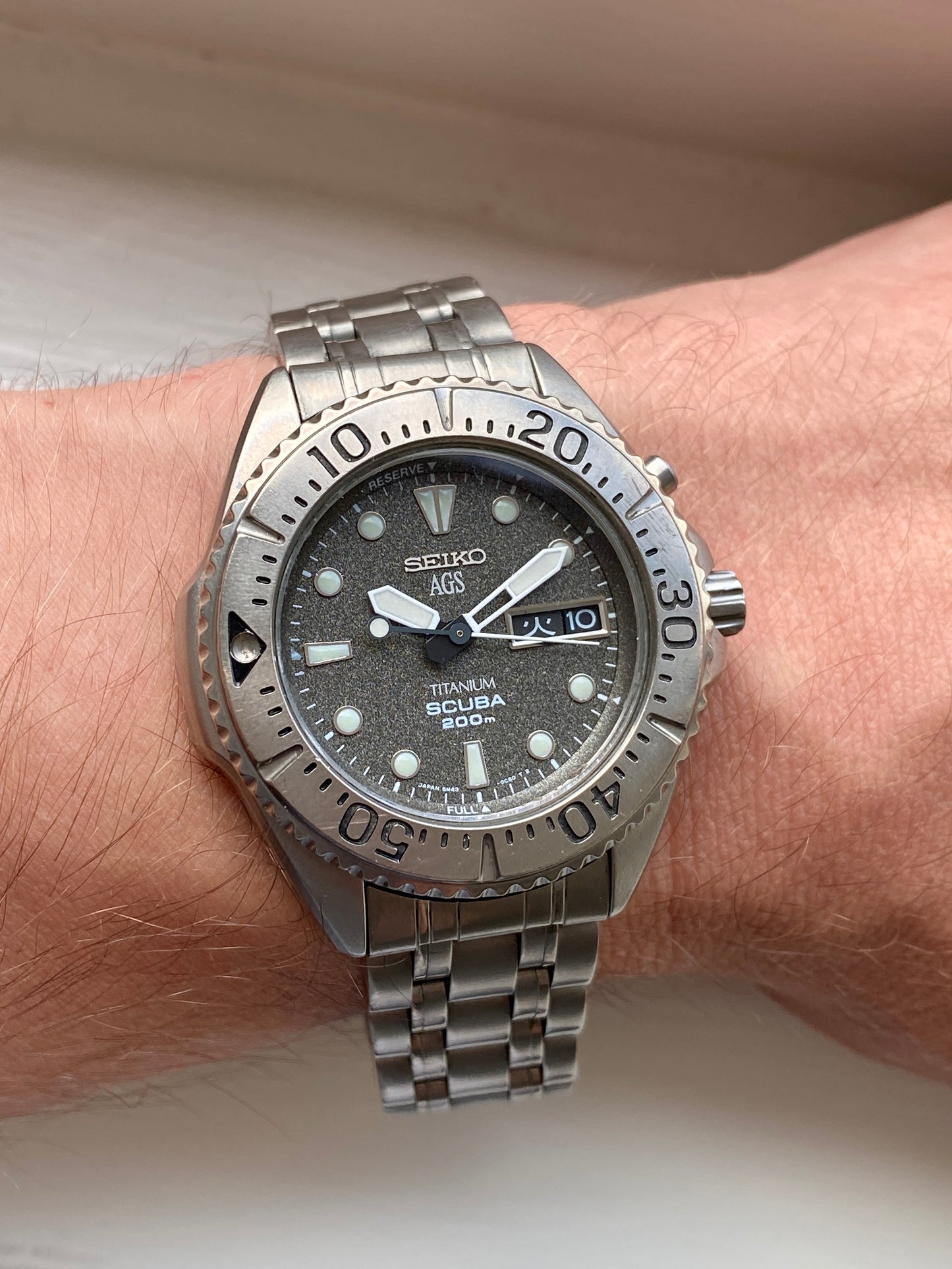 Seiko AGS 'Grey Ghost' 5M43-0B70