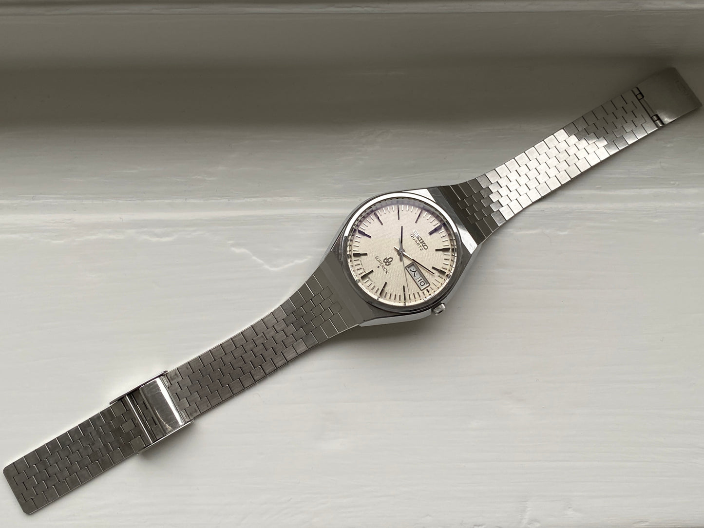 Seiko Quartz Superior