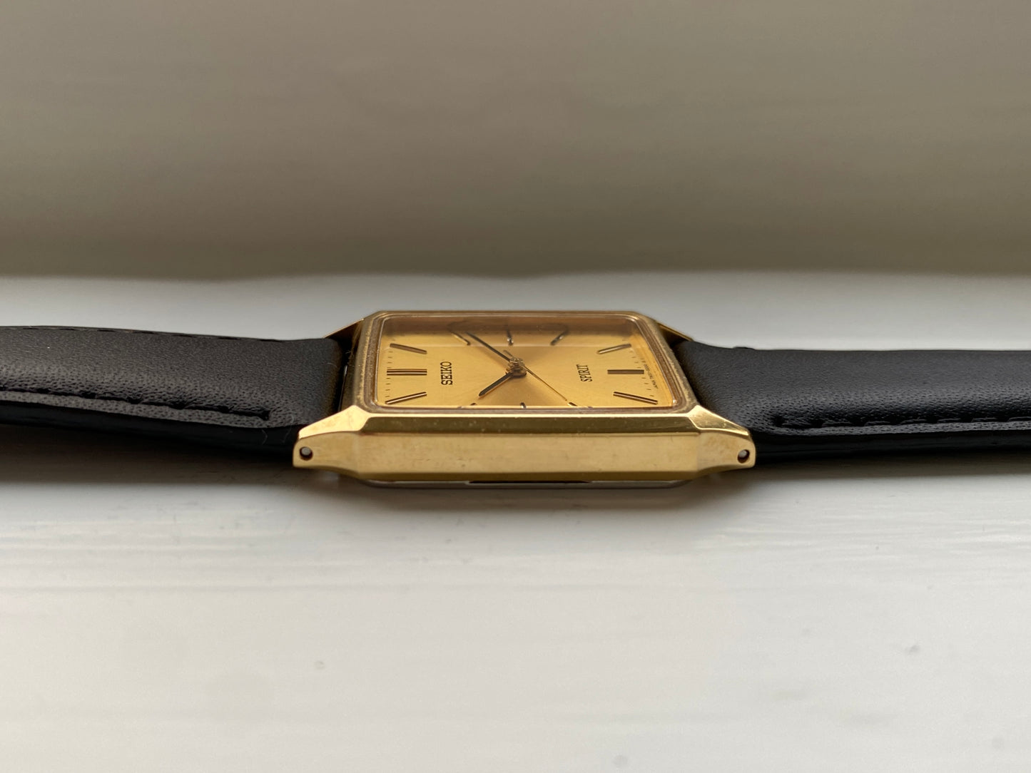 Seiko Tank 7N01-5180