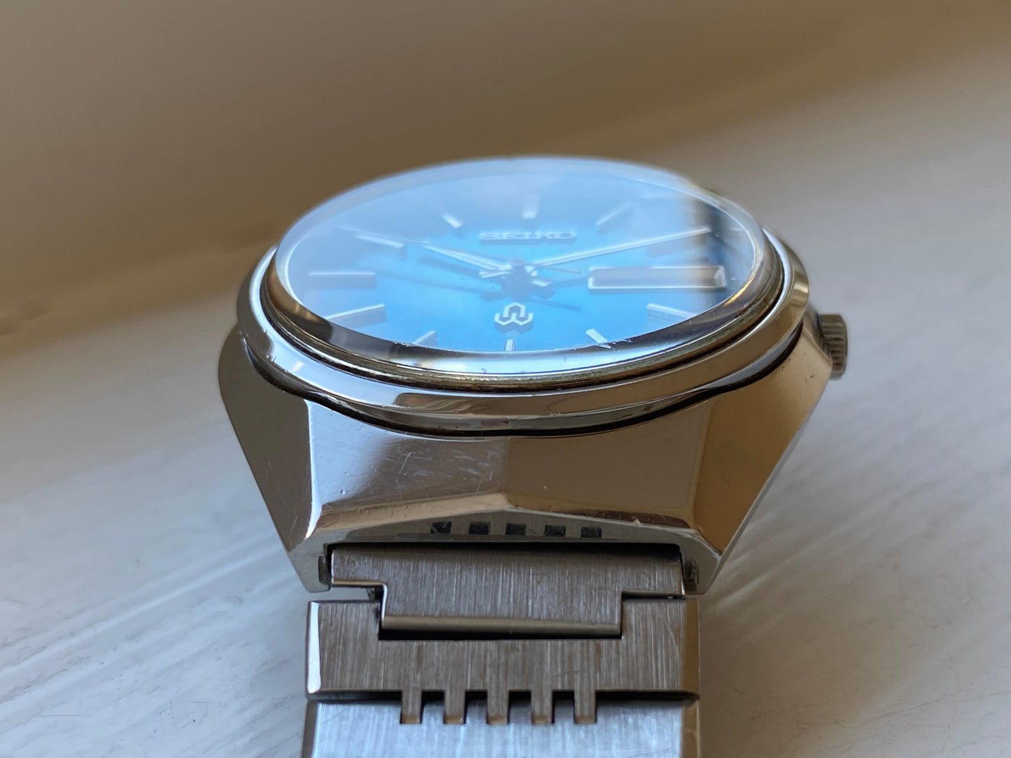 Seiko Quartz QT 3803-7100