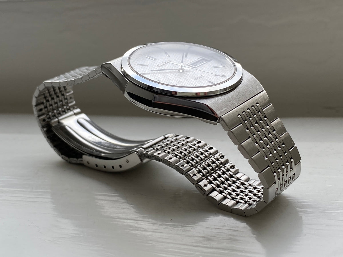 Seiko Spirit 7N93-7000