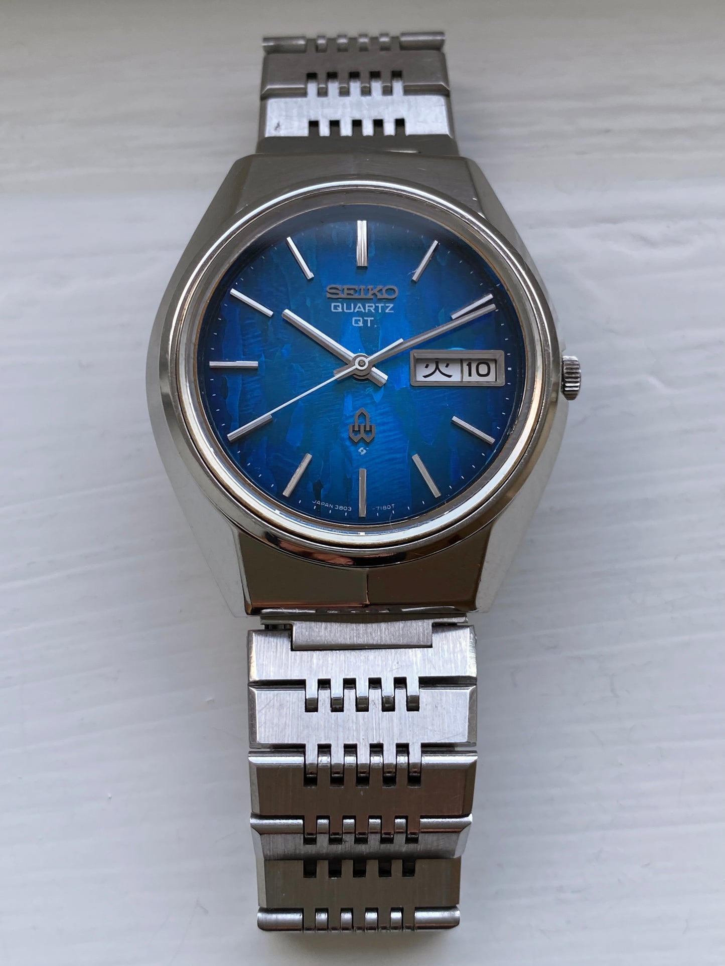 Seiko Quartz QT 3803-7100