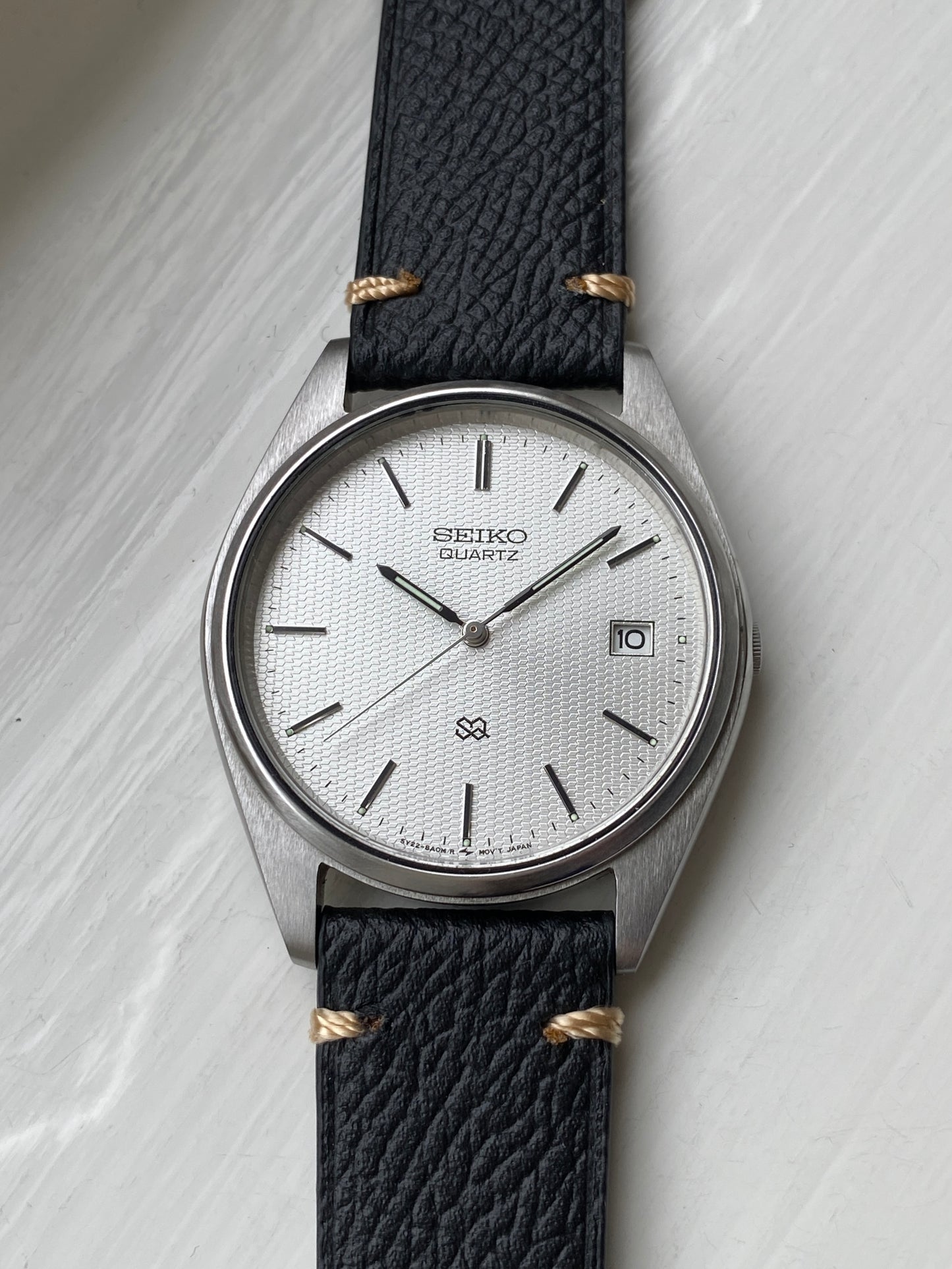 Seiko Quartz 5Y22-8A01