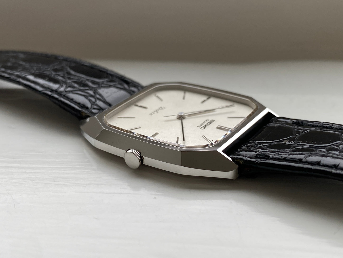 Seiko Dolce 5931-5300