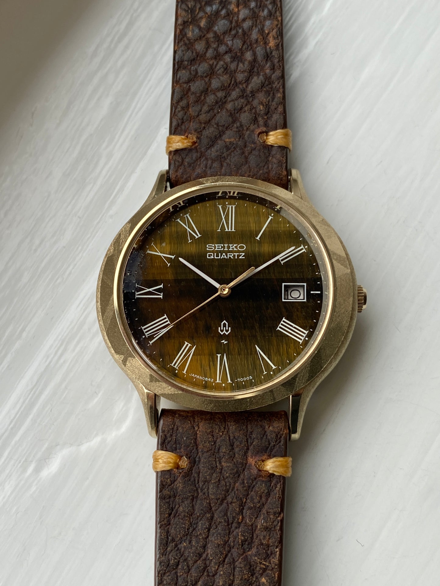 Seiko 0842-7000 Tiger Eye Stone Dial