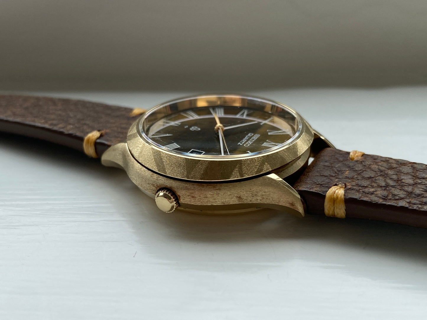 Seiko 0842-7000 Tiger Eye Stone Dial