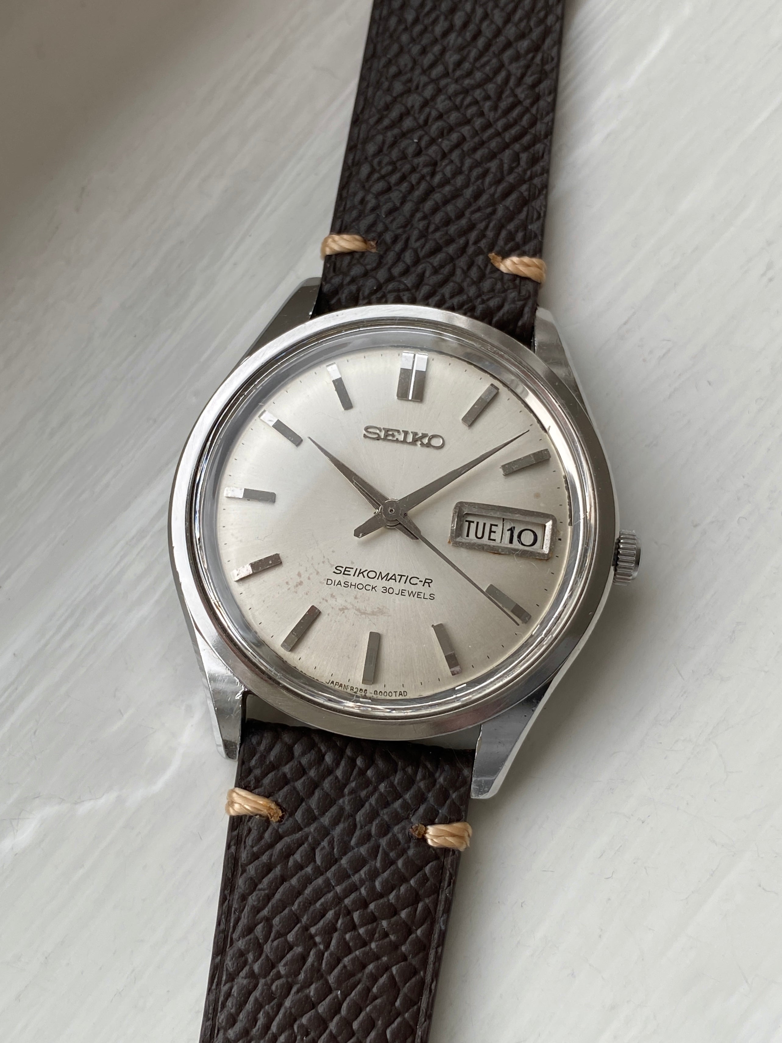✨SEIKO✨SEIKOMATIC-R✨デイデイト✨8306-8000✨腕時計✨ Seiko Seikomatic-R 8306-8000 'Dolphin' – Studio Tokei