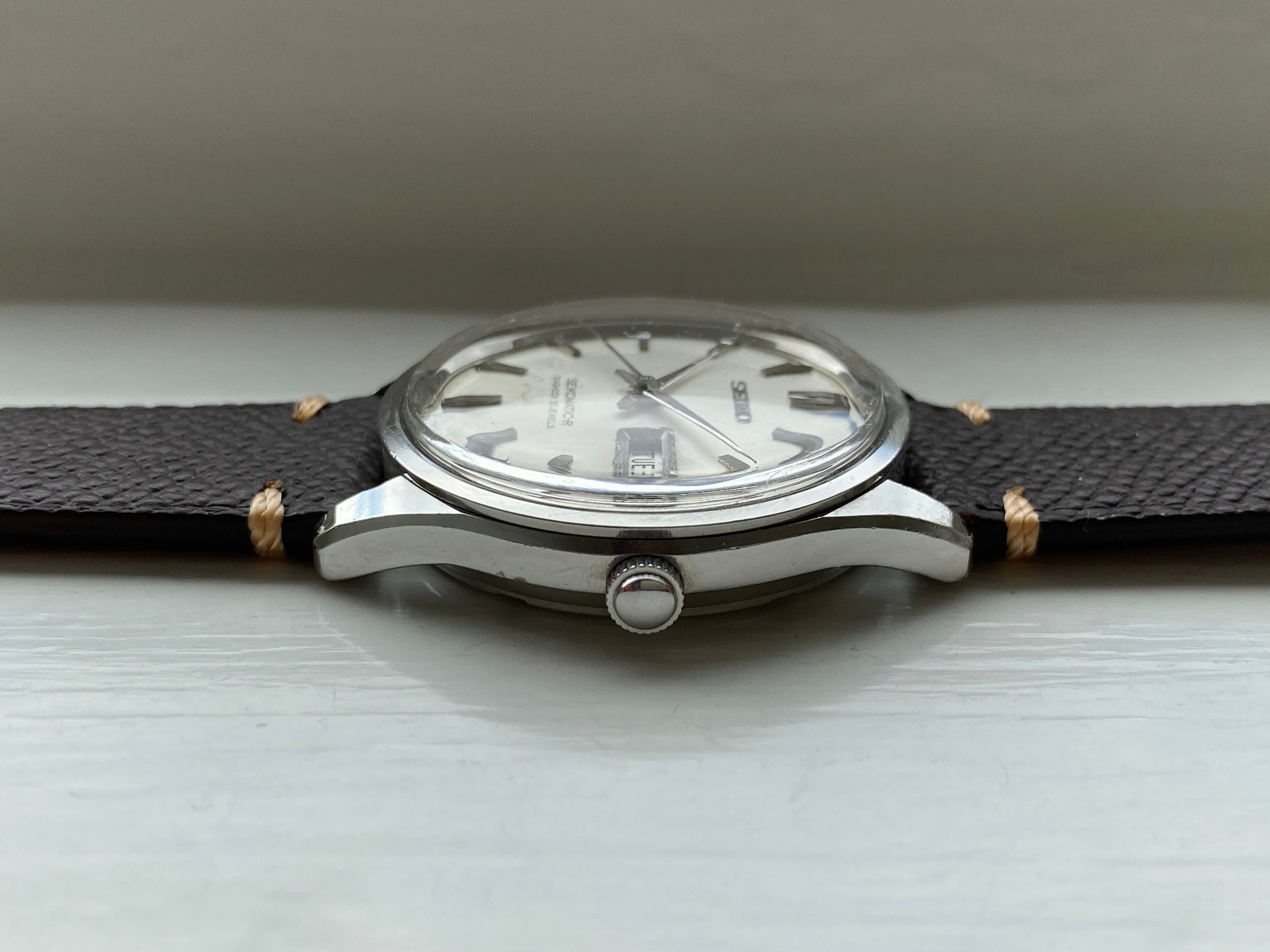 Seiko Seikomatic-R 8306-8000 'Dolphin' – Studio Tokei