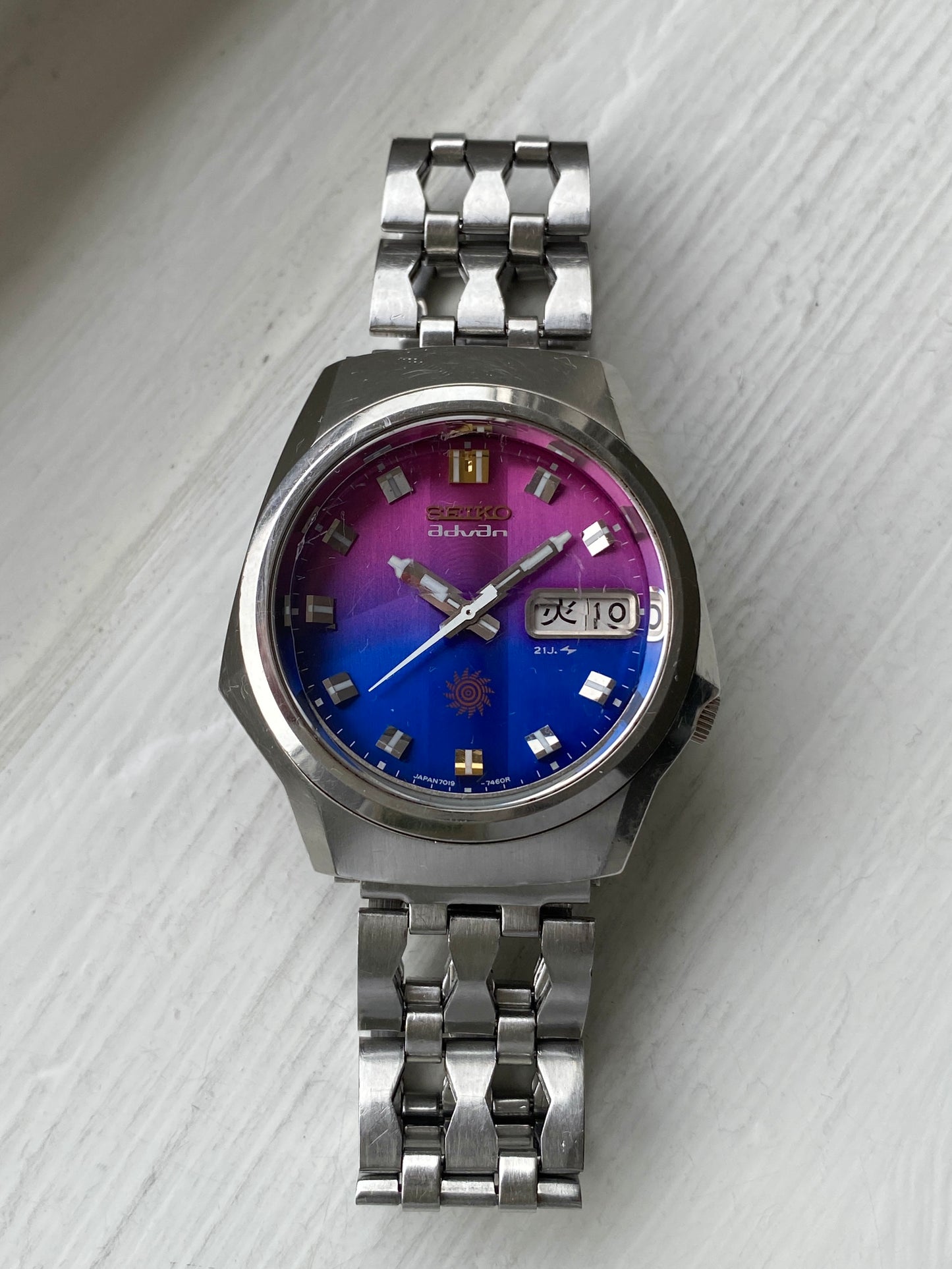 Seiko Advan 7019-7330