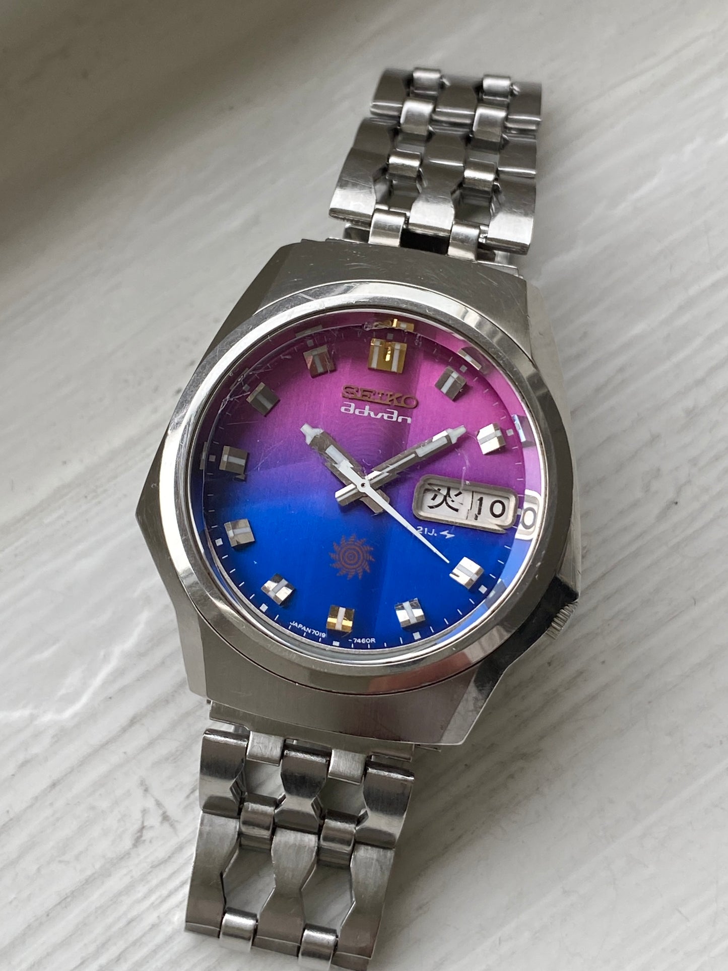 Seiko Advan 7019-7330