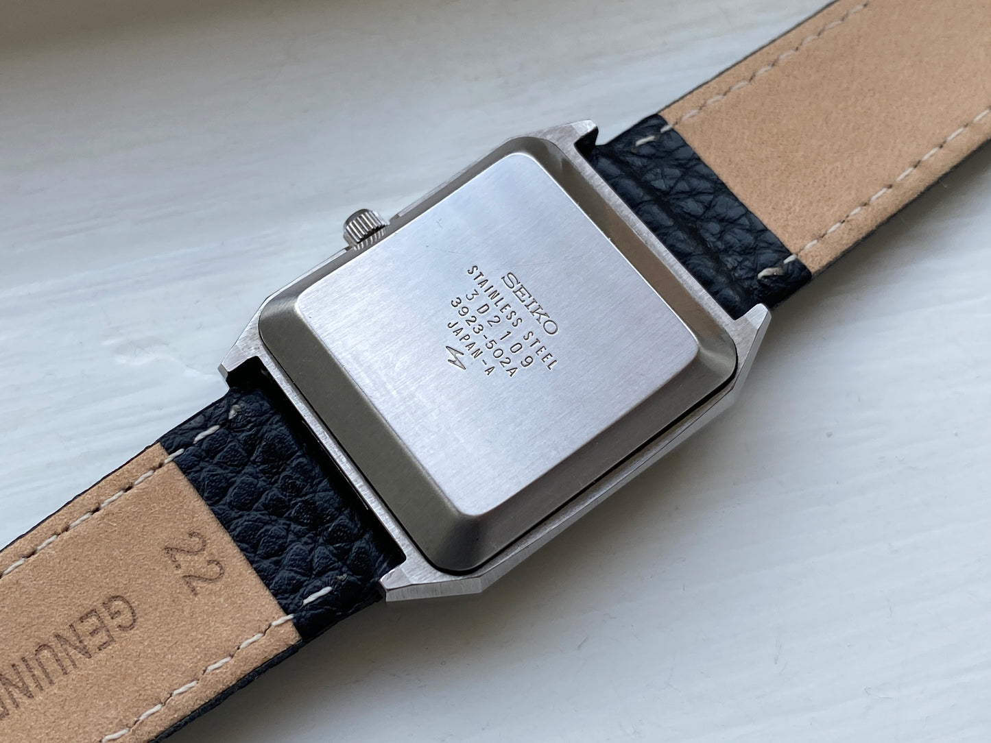 Seiko Quartz V.F.A. 3923-502A