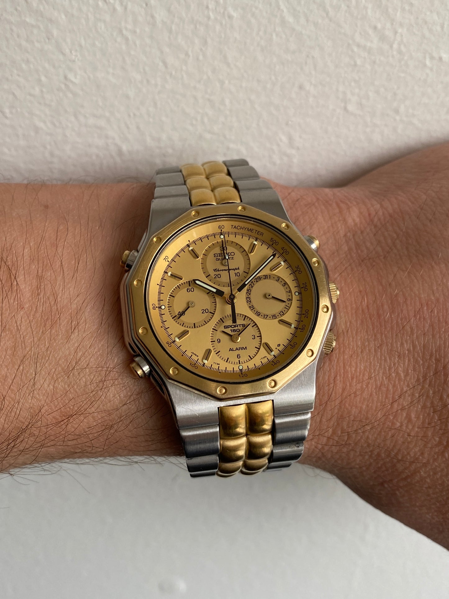 Seiko Quartz Chronograph 7T34-7A10
