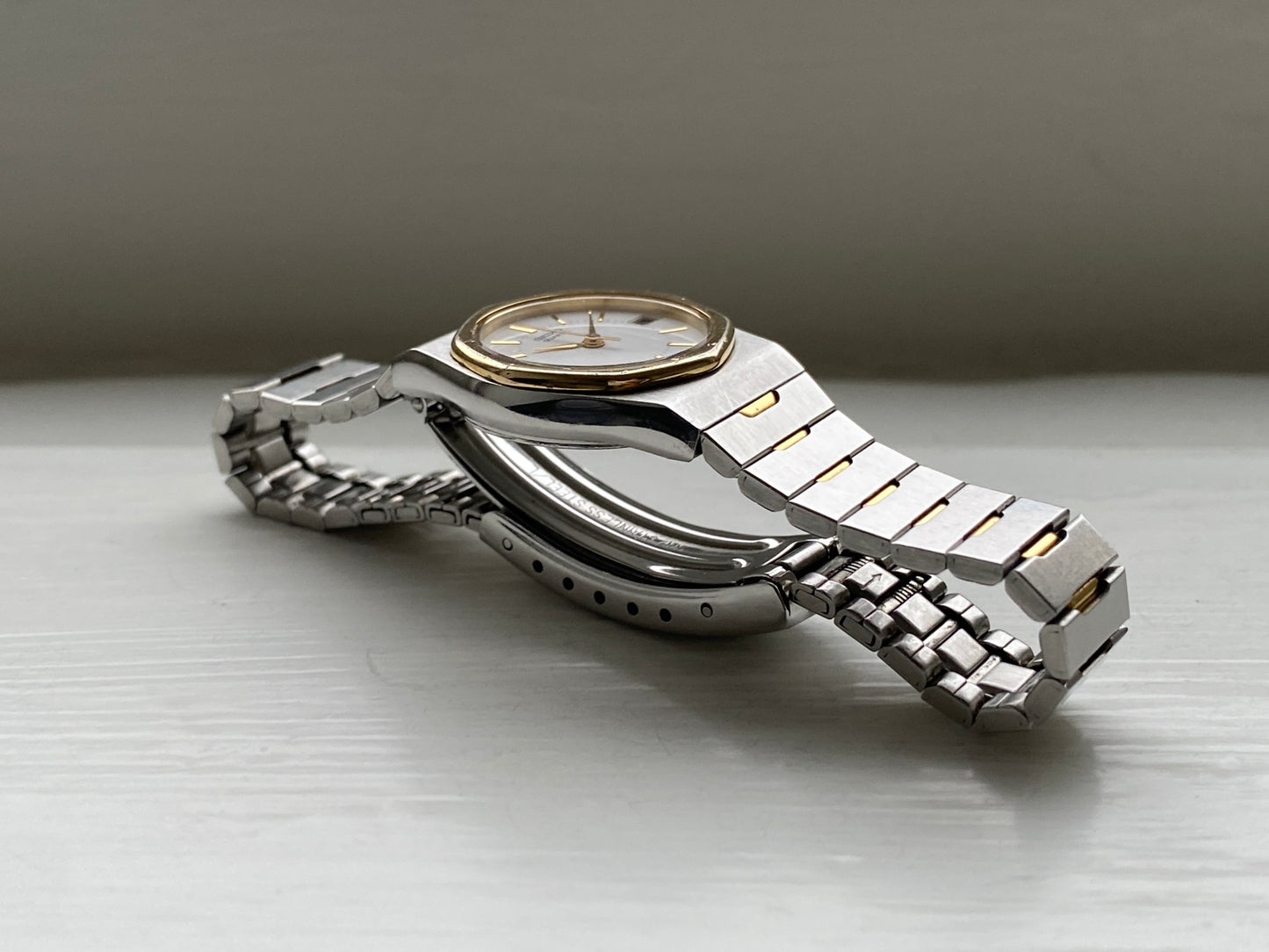 Seiko Quartz ladies 2A22-0100