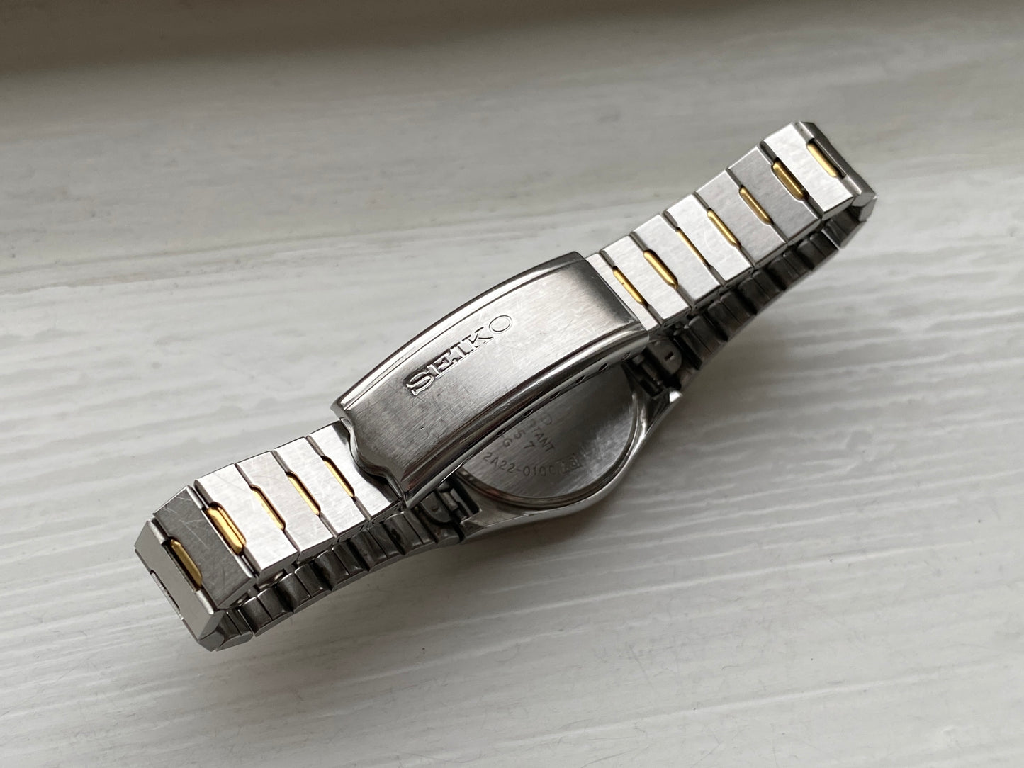 Seiko Quartz ladies 2A22-0100